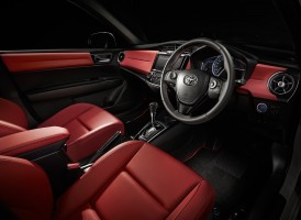 特別仕様車 HYBRID G“50 Limited” の内装