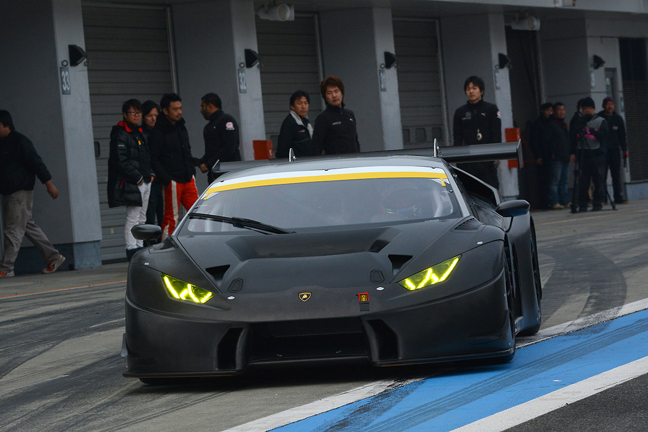 富士で3台の新型GT300マシンがテスト。いずれも順調な仕上がりをみせる