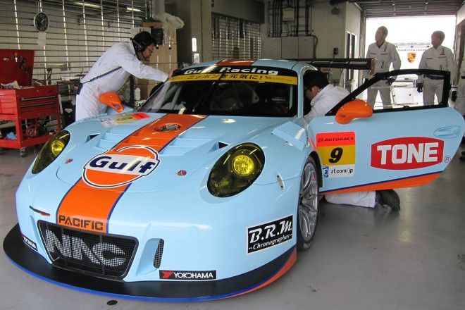 ガルフカラー見参。富士でシェイクダウン