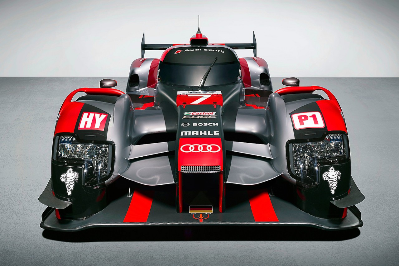 アウディ 16年仕様r18を公開 カラーリング一新 技術仕様も ル マン Wec Autosport Web