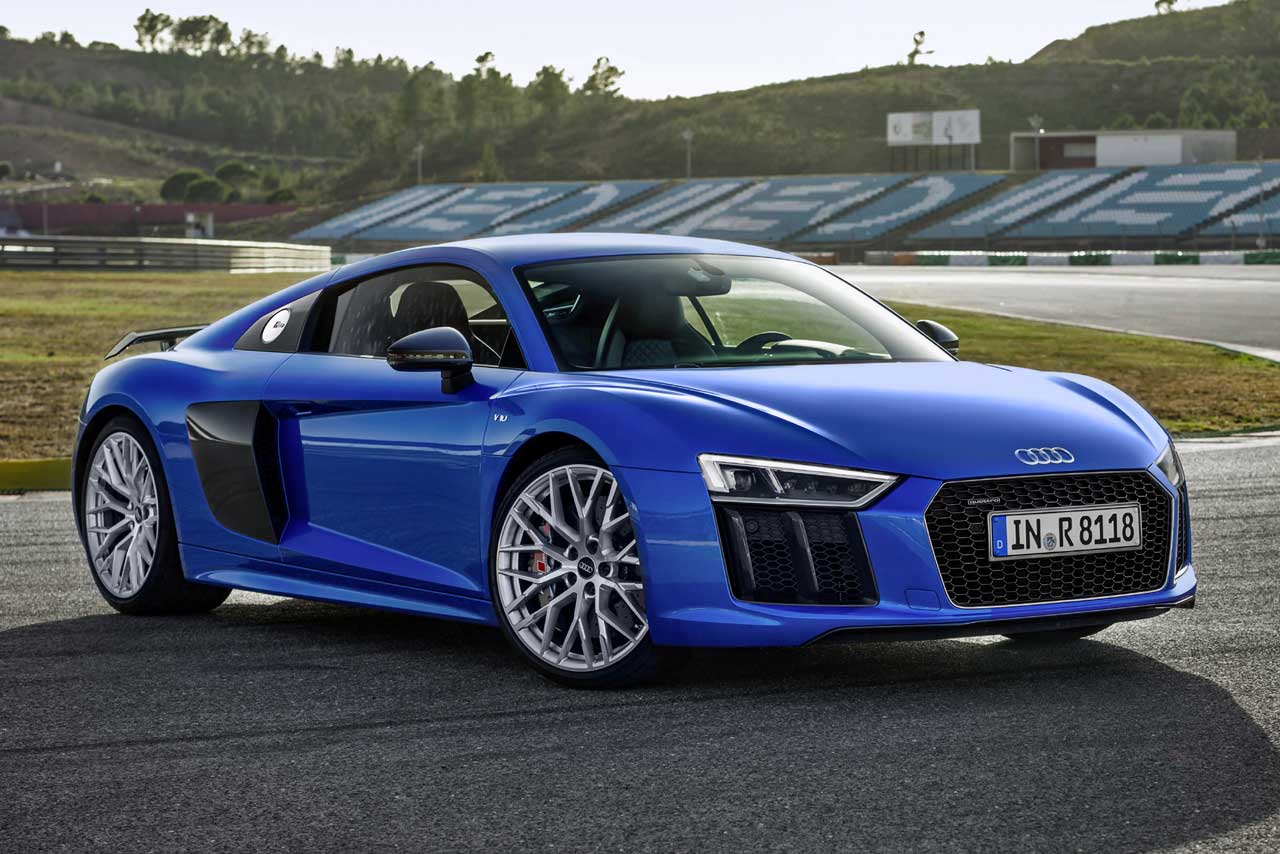 2016ワールドパフォーマンスカーに選出されたアウディR8