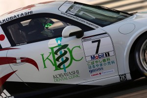 2013年、ヤスマリーナでポルシェ・モービル1・スーパーカップに挑んだ小林