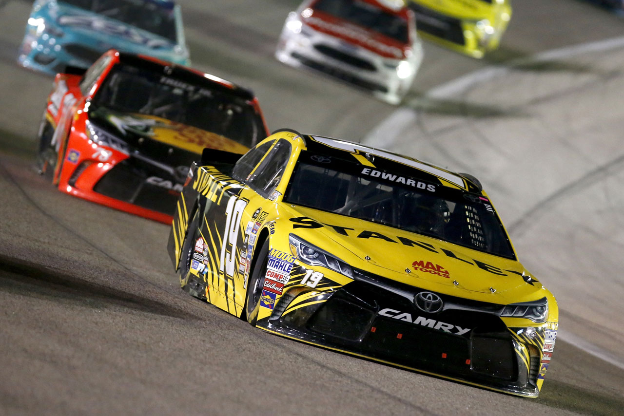 334周の決勝レースで、124周に渡り、レースをリードしたマーティン・トゥルークスJr.