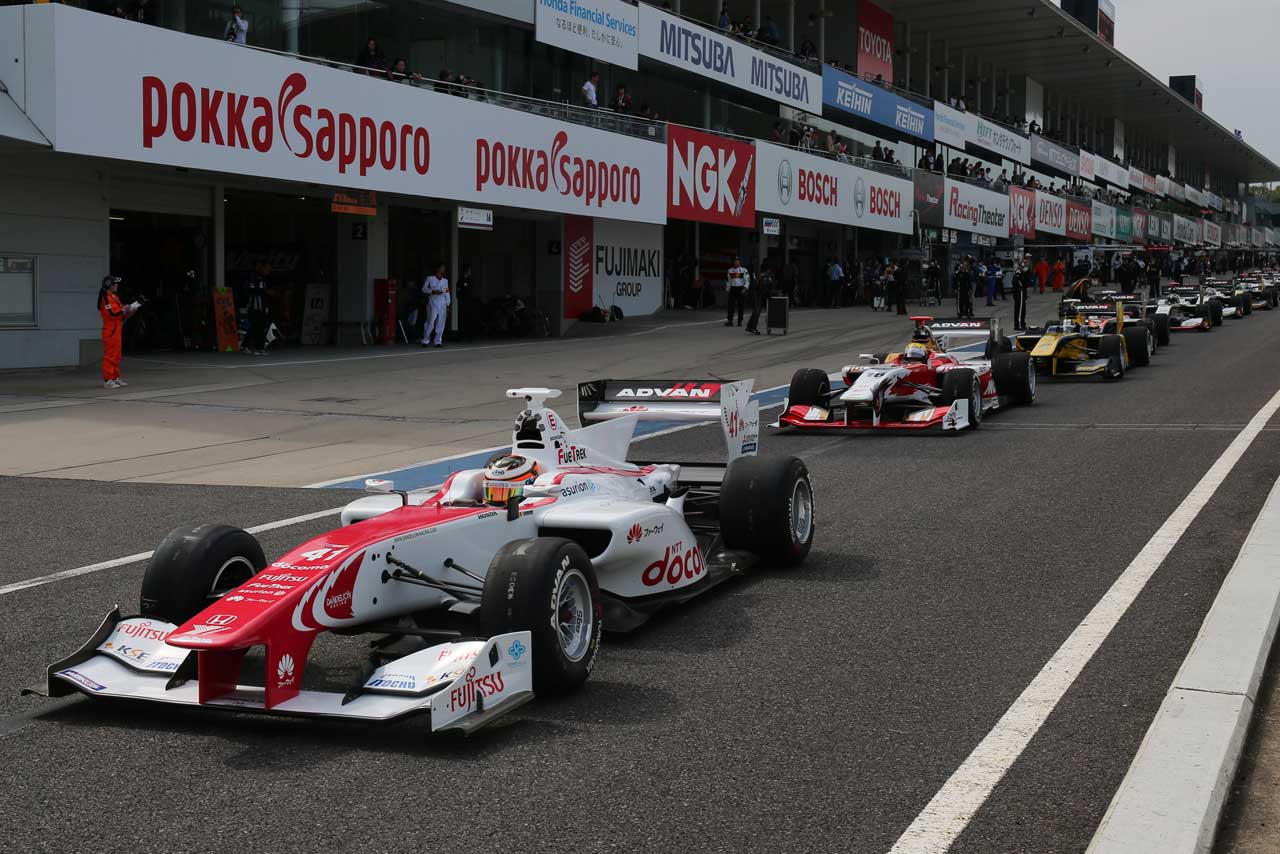 2016年スーパーフォーミュラ第1戦鈴鹿 予選日