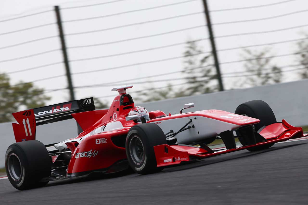 2016年スーパーフォーミュラ第1戦鈴鹿 予選日　伊沢拓也（REAL RACING）