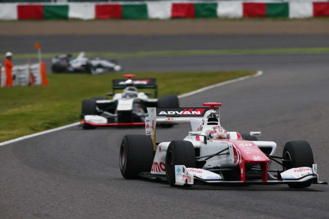 2016年スーパーフォーミュラ第1戦鈴鹿　野尻智紀（DOCOMO TEAM DANDELION RACING）