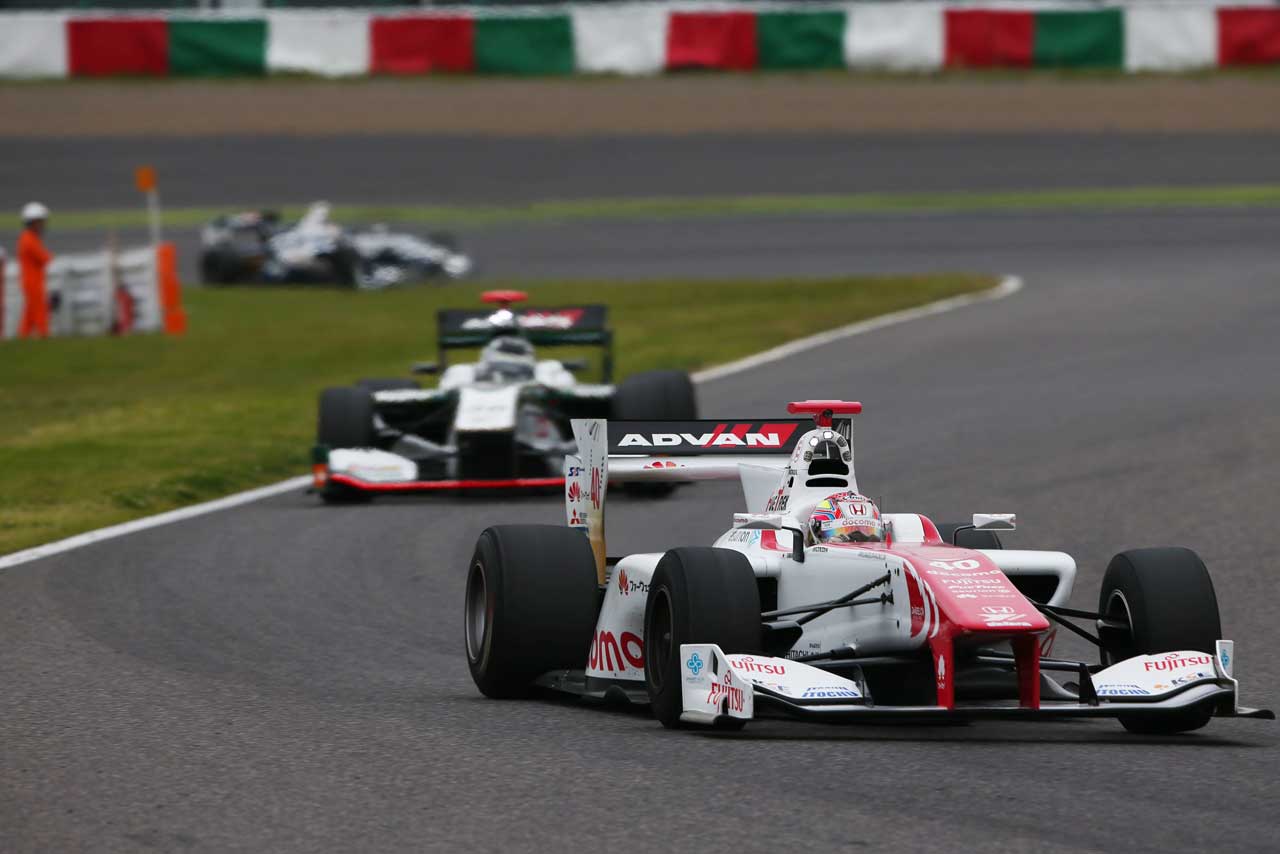 2016年スーパーフォーミュラ第1戦鈴鹿　野尻智紀（DOCOMO TEAM DANDELION RACING）