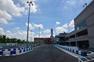 ミニ鈴鹿サーキットのメインストレート