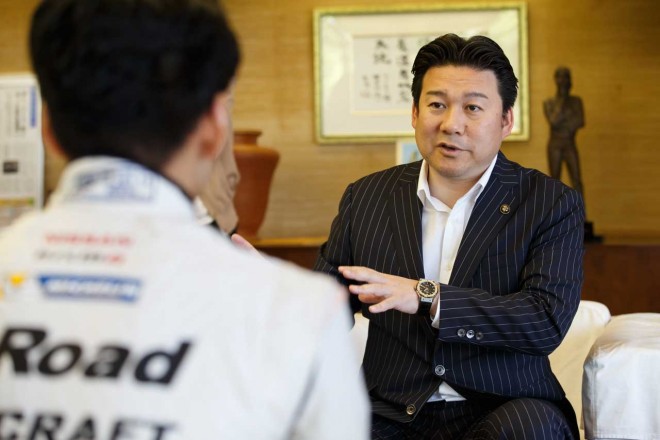 自ら千代勝正に『別府ONSENツーリズム大使』就任をオファーした長野恭紘別府市長