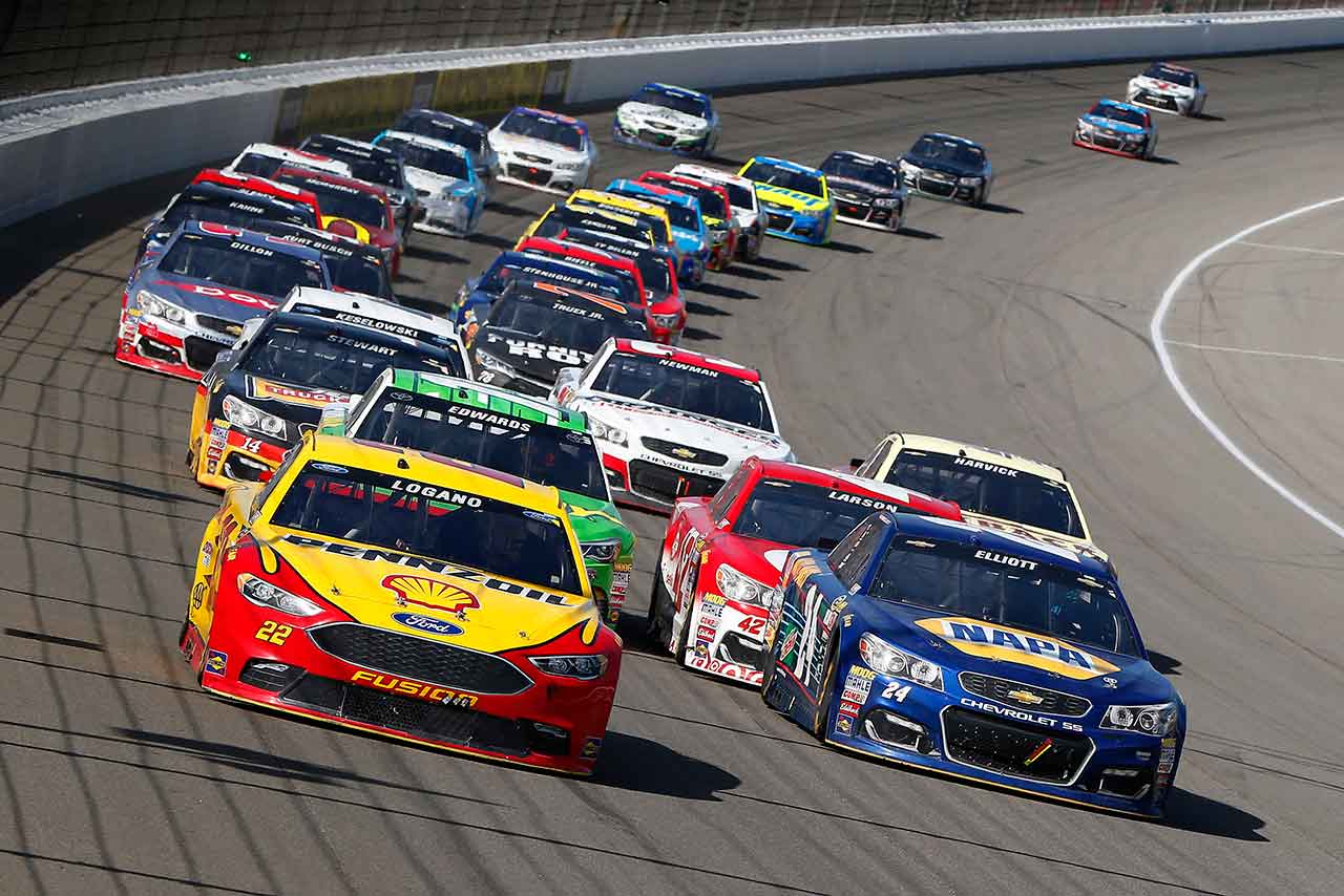 NASCAR第15戦ミシガン ジョーイ・レガノ（フォード・フュージョン）