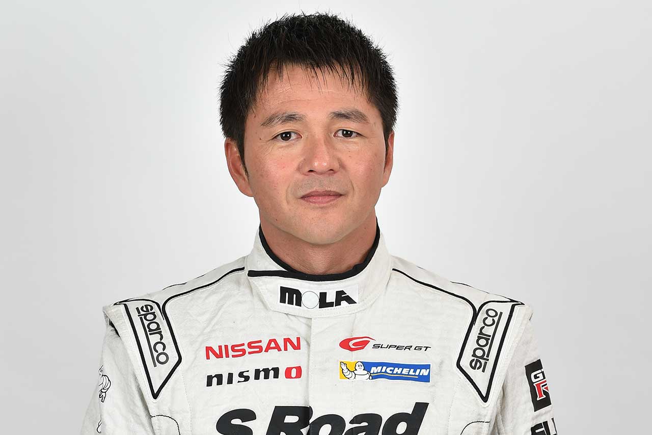 レーシングドライバー本山哲サイン入り、ガラス彫フォーミュラー日本優勝記念額 レーシングドライバー本山哲サイン入り、ガラス彫フォーミュラー