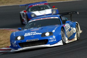 2002年、JGTC最終戦鈴鹿でチャンピオンを獲得したエッソウルトラフロースープラ
