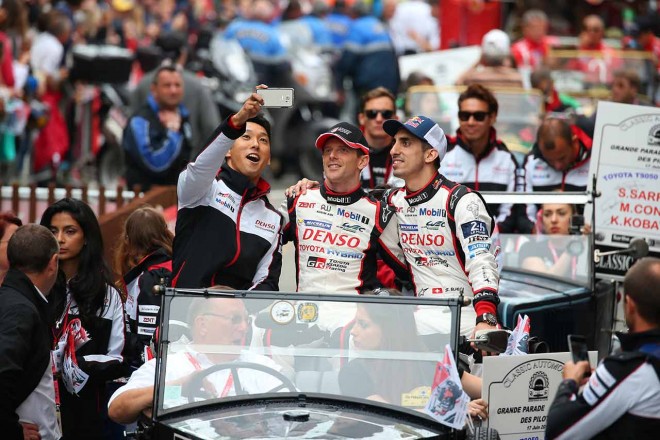 2016ル・マン24時間耐久レース　A.デイビッドソン／S.ブエミ／中嶋一貴