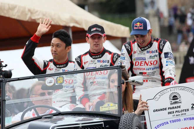 2016ル・マン24時間耐久レース　A.デイビッドソン／S.ブエミ／中嶋一貴