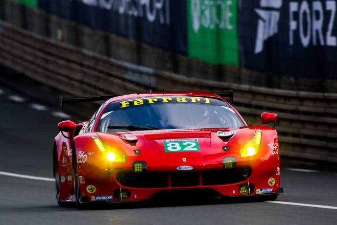 2016ル・マン24時間耐久レース　フェラーリ488GTE