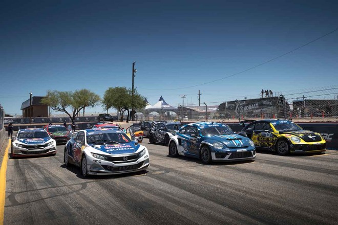 GRCには、フォルクスワーゲンやフォード、スバルなどのマシンが参戦している