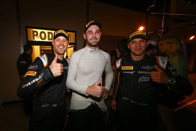 ブランパン耐久シリーズ第3戦　58号車マクラーレン650Sのコム・レドガー、ボブ・ベル、シェーン・バン・ギスバーゲン