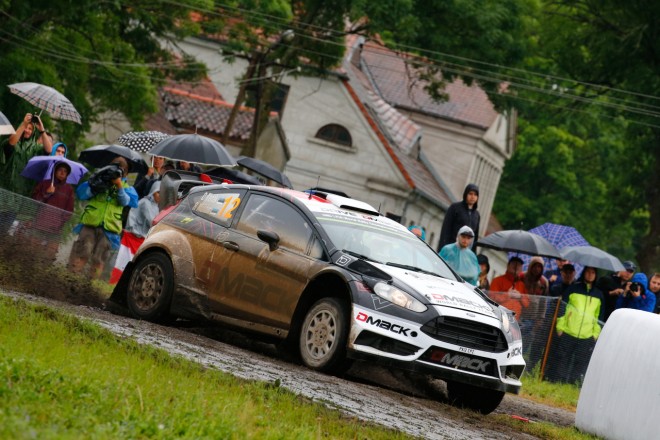 3日間を通じてスピードで圧倒してきたオット・タナク（フォード・フィエスタRS WRC）