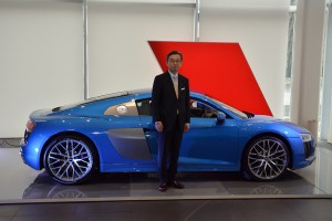 アウディR8 V10と斎藤徹アウディジャパン社長