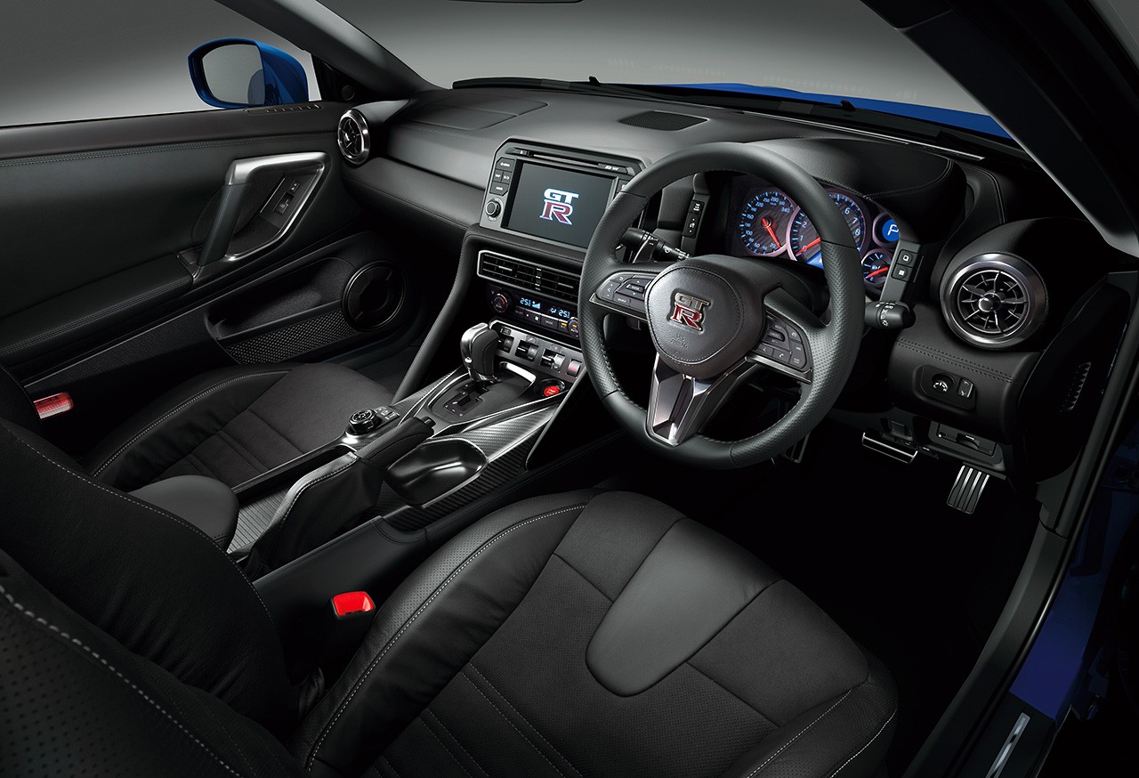 ニッサンgt R 17年モデルのインテリア ニッサンgt Rの17年モデルは7月27日発売 横浜で展示イベントもの画像 写真 2 Autosport Web