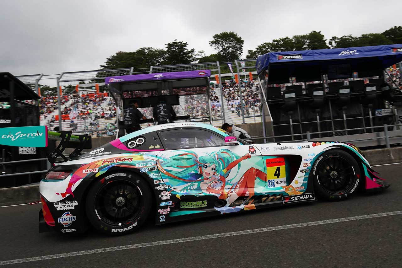 16スーパーgt第4戦sugo グッドスマイル 初音ミク Amg スーパーgt第4戦sugo 結果 レポートまとめの画像 写真 49 Autosport Web