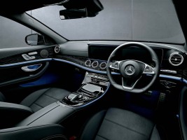 LEDアンビエントライトは全64色