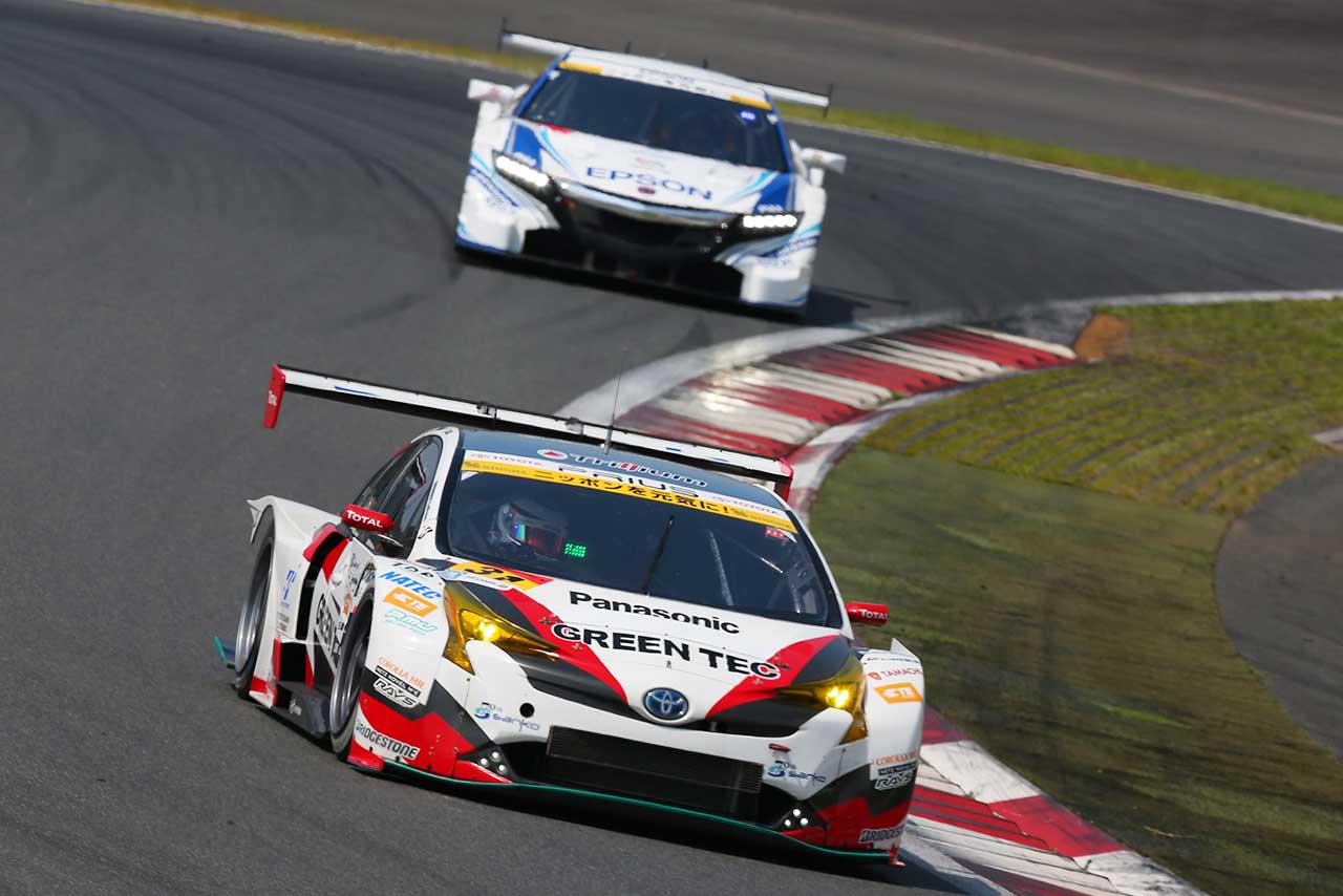 2016スーパーGT第5戦富士 TOYOTA PRIUS apr GT
