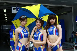 WedsSport レースクイーン