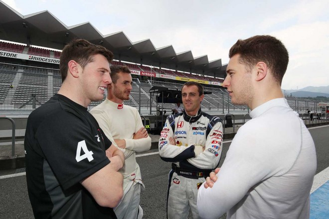 富士スピードウェイで行われたメーカーテストに参加したドライバーたち