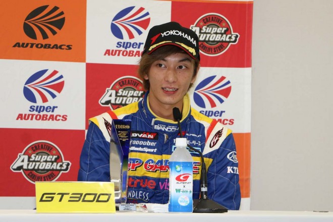 GT300クラスのポールポジションを獲得した山田真之亮