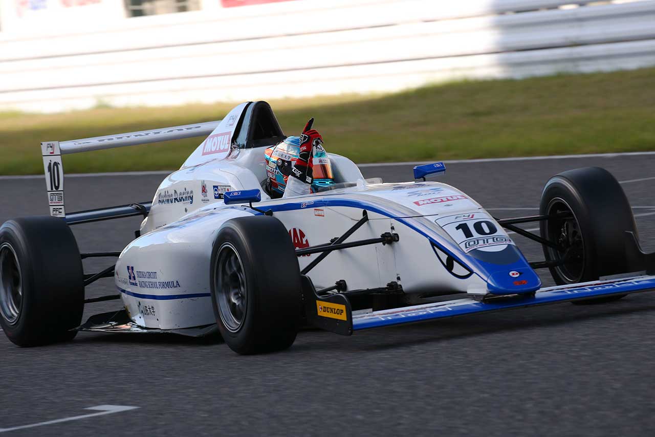 FIA-F4鈴鹿ラウンド　第11戦を制した大滝拓也（SRS/コチラレーシング）