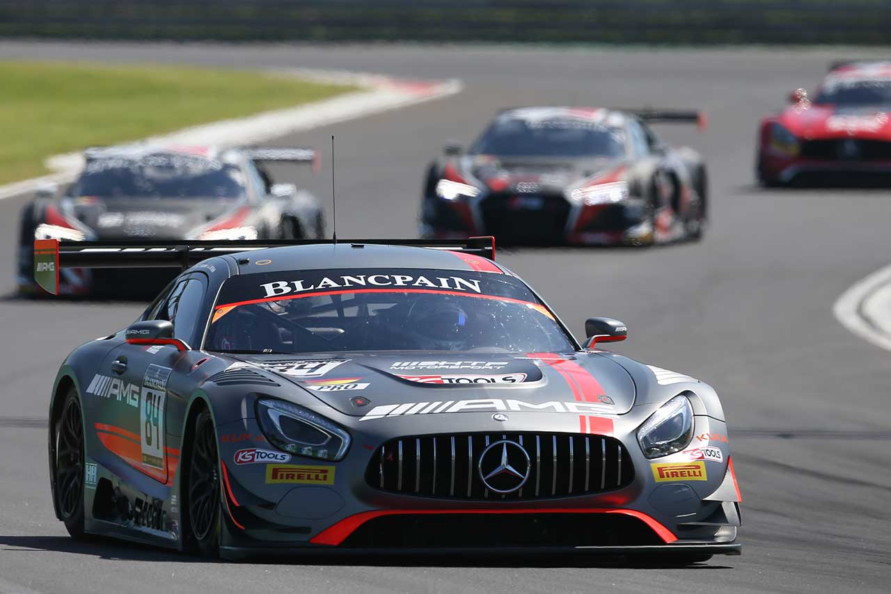 ドミニク・バウマン／マキシミリアン・バーク組84号車メルセデスAMG GT3