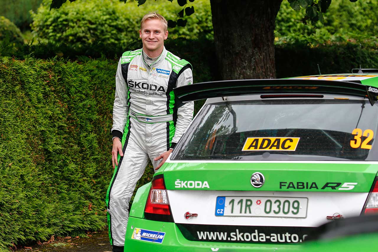 WRC2で活躍の若手ドライバー、トヨタのファクトリー訪問を認める。