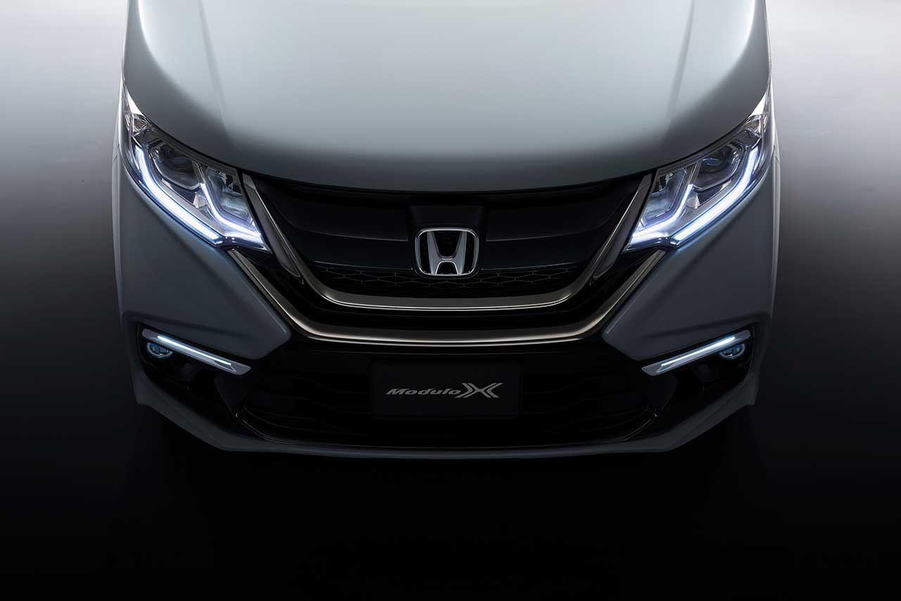 10月下旬発売予定のSTEP WGN Modulo X（ステップ ワゴン モデューロ エックス）