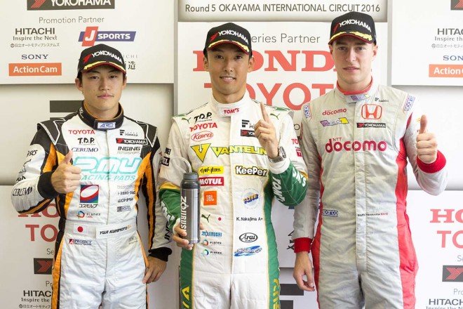 レース1の公式予選でトップ3を獲得した国本雄資と中嶋一貴、ストフェル・バンドーン