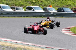 石川京侍(TODA FIGHTEX)、ヤン・マーデンボロー(B-MAX NDDP F3)