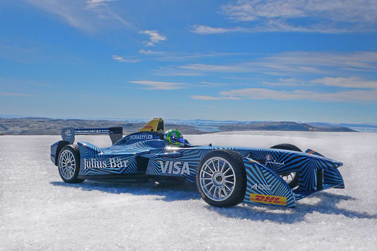 フォーミュラEマシンが北極圏を疾走。地球温暖化防止を訴えた
