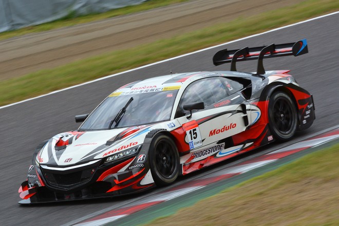 16年シーズンの終盤、スーパーGT500クラスに大抜擢された牧野