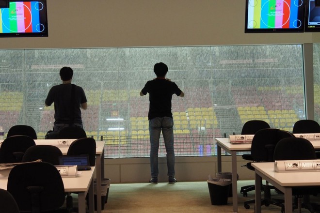 ホンダ八郷社長がアロンソを激励＠シンガポールGP現地情報