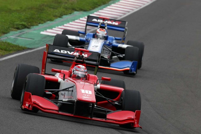 塚越広大（REAL RACING）