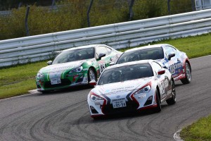 佐々木雅弘、井口卓人、織戸学による首位争い