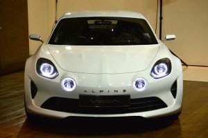 アルピーヌ『ビジョン』のフロント。