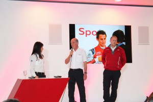 【WEC富士】ピットウォークで“ウエーバーパニック“！？：土曜日トピックス