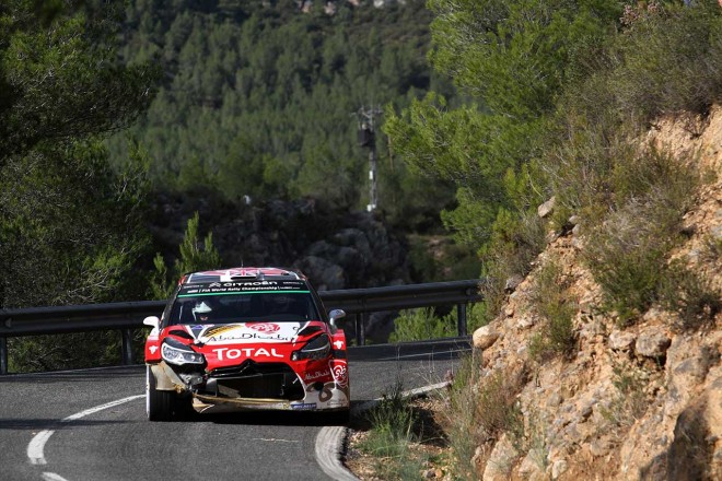 WRC第11戦スペイン 総合5番手のクリス・ミーク（シトロエンDS3 WRC）は、スピンでマシンフロントを破損