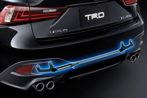 パフォーマンスダンパー :走行時における変形やノイズ・振動を効果的減衰させることで操縦安定性や快適性の向上などの優れた効果を発揮する