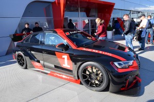 すでに一般向けの展示もスタートしているTCR車両のアウディRS3 LMS