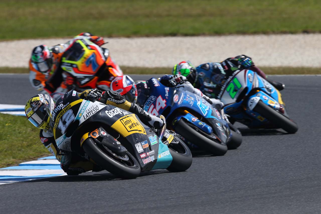 Moto2クラス走行シーン