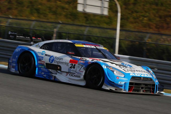 フォーラムエンジニアリング ADVAN GT-R