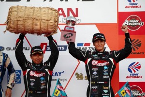 片岡龍也、谷口信輝