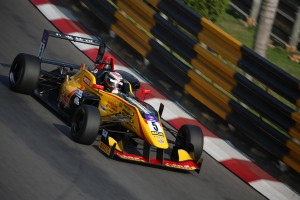 ヤン・マーデンボロー(B-MAX Racing Team)